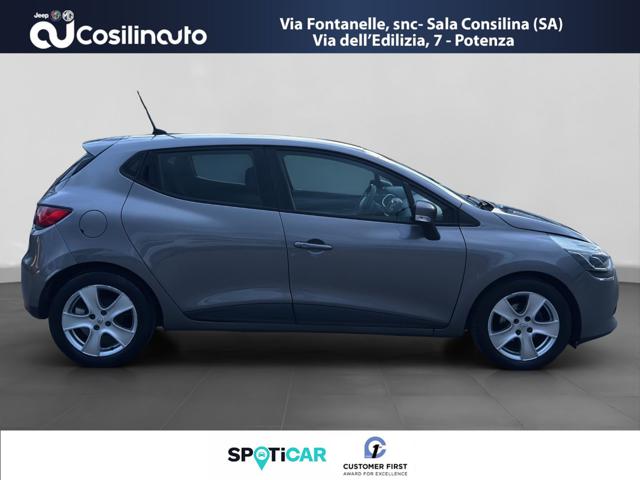 RENAULT Clio usata, con Autoradio