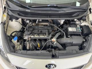 KIA Rio usata 36