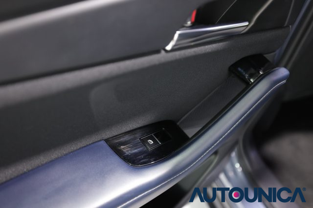 MAZDA CX-30 usata, con Luci diurne