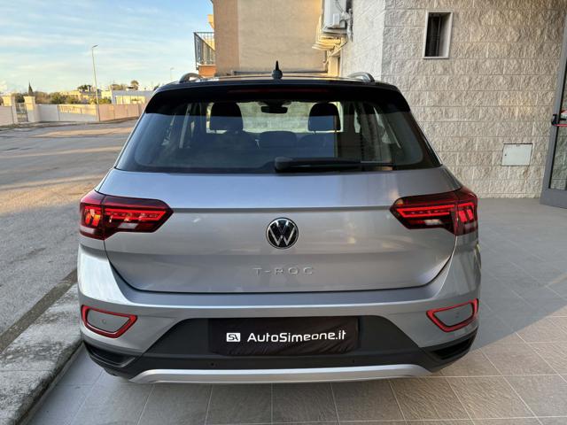 VOLKSWAGEN T-Roc usata, con Autoradio