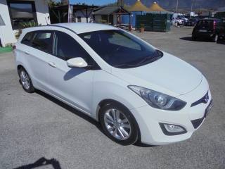 HYUNDAI i30 usata 16