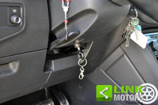 VOLKSWAGEN Tiguan usata, con Park Distance Control