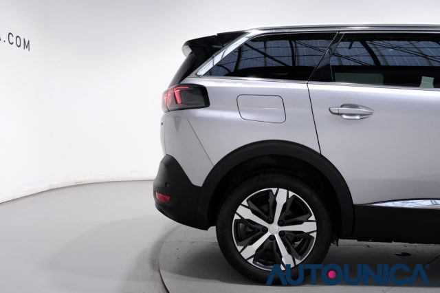 PEUGEOT 5008 usata 71