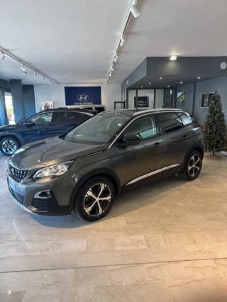 PEUGEOT 3008 usata, con Airbag