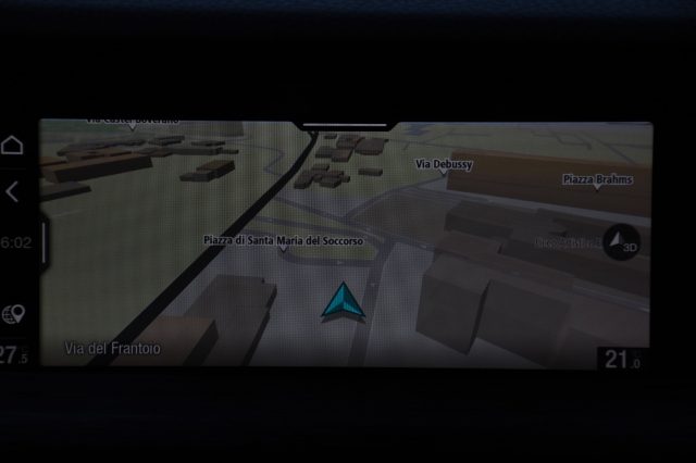 ALFA ROMEO Stelvio usata, con Sedile posteriore sdoppiato