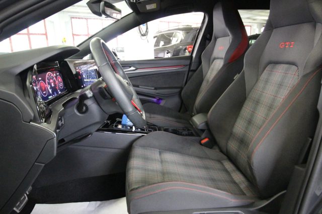 VOLKSWAGEN Golf usata, con Volante in pelle