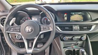 ALFA ROMEO Stelvio usata, con Autoradio