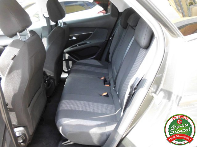 PEUGEOT 3008 usata, con Climatizzatore