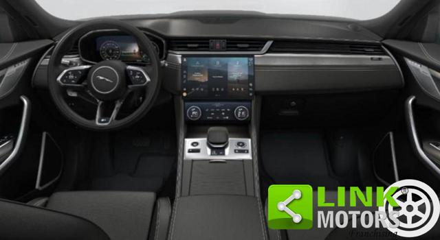 JAGUAR F-Pace usata, con Boardcomputer