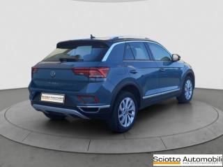 VOLKSWAGEN T-Roc usata, con Cerchi in lega