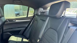 ALFA ROMEO Stelvio usata, con Park Distance Control