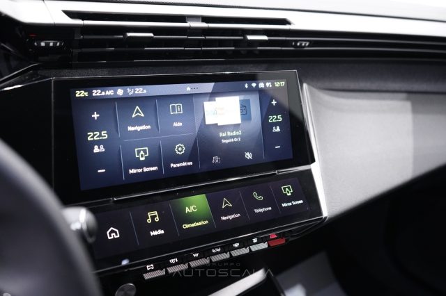 PEUGEOT 308 usata, con Volante in pelle