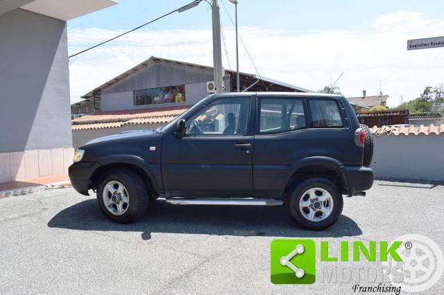 NISSAN Terrano II usata, con Autoradio