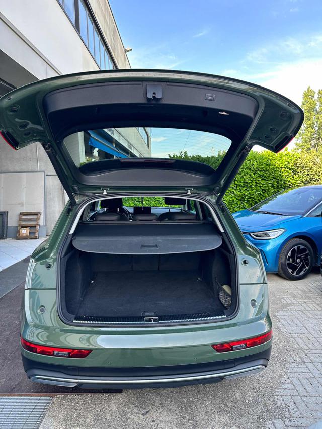 AUDI Q5 usata, con Sedile posteriore sdoppiato