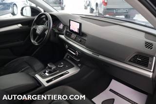 AUDI Q5 usata, con Sensori di parcheggio anteriori