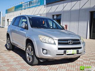 TOYOTA RAV 4 MY23 usata, con Airbag laterali