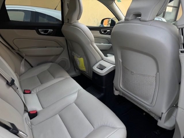 VOLVO XC60 usata, con Fendinebbia
