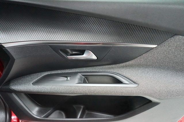 PEUGEOT 3008 usata 38
