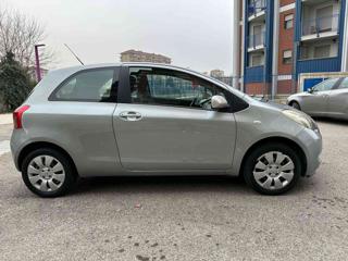 TOYOTA Yaris usata, con Airbag Passeggero