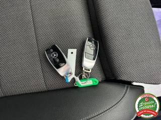 MERCEDES-BENZ E 200 usata, con Sedili sportivi