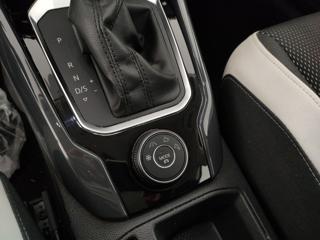 VOLKSWAGEN T-Roc usata, con Controllo trazione