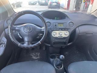 TOYOTA Yaris usata, con Boardcomputer
