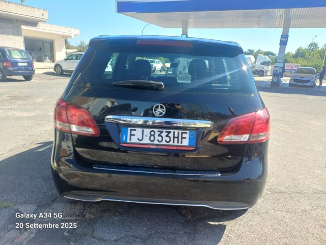 MERCEDES-BENZ B 180 usata, con Autoradio