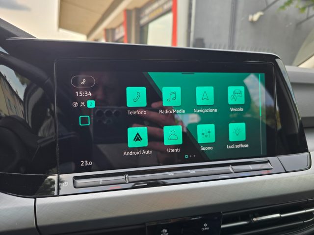 VOLKSWAGEN Golf usata, con MP3