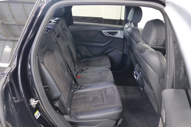 AUDI Q7 usata, con Specchietti laterali elettrici