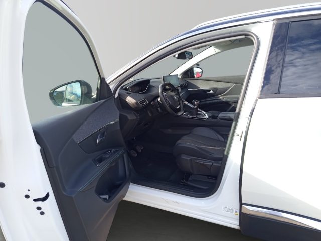 PEUGEOT 3008 usata, con Cruise Control