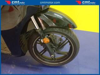HONDA SH 300 i usata 9