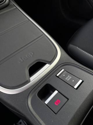 JEEP Avenger usata, con Sistema di navigazione