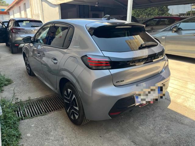 PEUGEOT 208 usata, con Alzacristalli elettrici