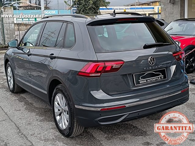 VOLKSWAGEN Tiguan usata, con Sensore di pioggia