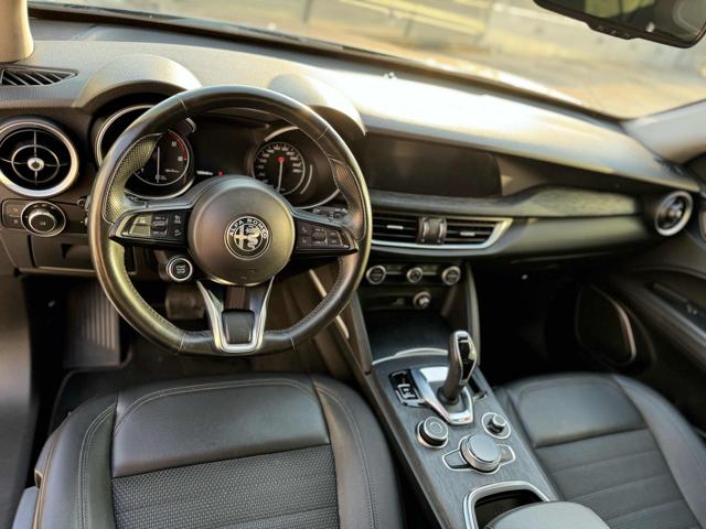 ALFA ROMEO Stelvio usata, con Alzacristalli elettrici
