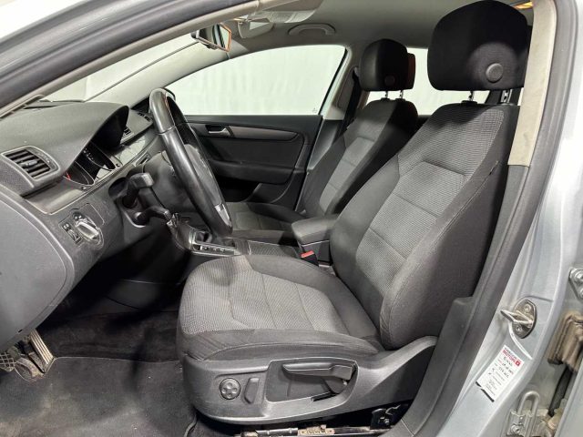 VOLKSWAGEN Passat usata, con ESP