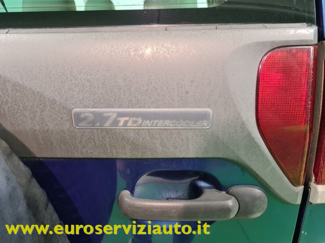 NISSAN Terrano II usata 33