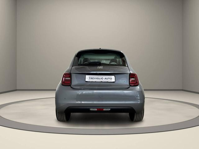 FIAT 500e usata, con Autoradio