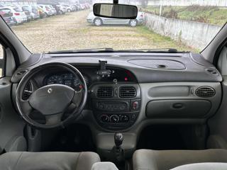 RENAULT Scenic usata 35