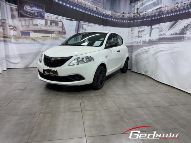 LANCIA Ypsilon usata, con Airbag laterali