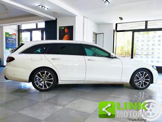 MERCEDES-BENZ E 220 usata, con Alzacristalli elettrici