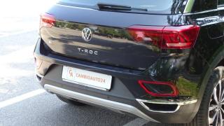 VOLKSWAGEN T-Roc usata, con Sensori di parcheggio anteriori