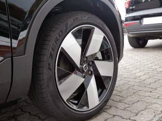 VOLVO XC40 usata, con Autoradio