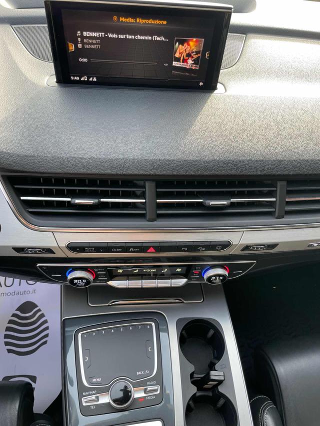 AUDI Q7 usata, con Volante in pelle