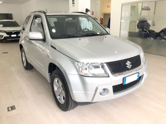 SUZUKI Grand Vitara usata, con Airbag laterali