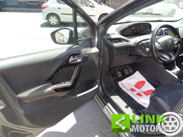 PEUGEOT 208 usata, con Fendinebbia