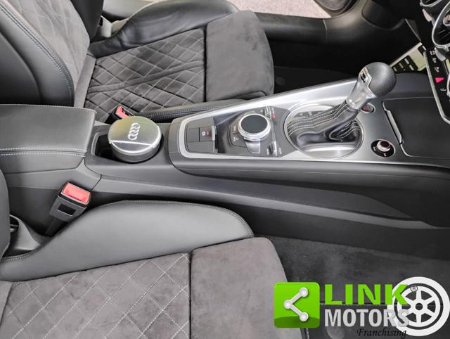 AUDI TT usata, con USB