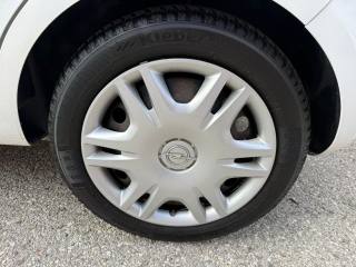 OPEL Corsa usata, con USB