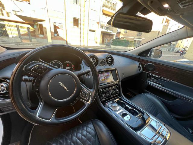 JAGUAR XJ usata, con Controllo trazione