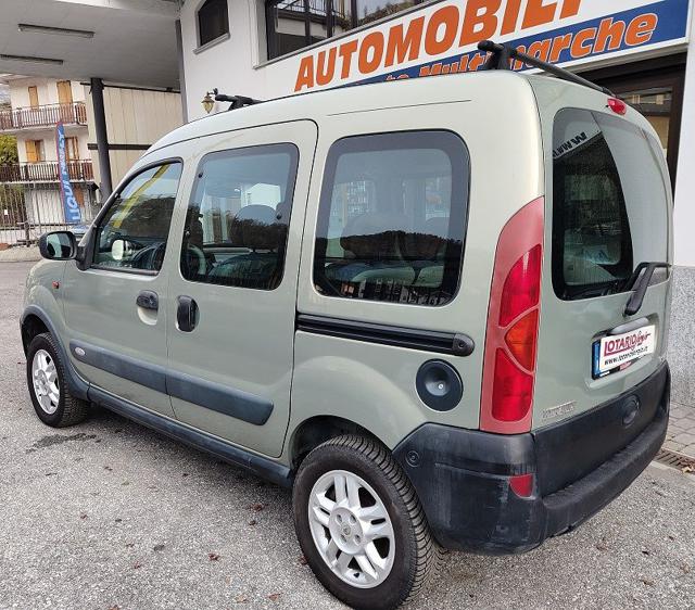 RENAULT Kangoo usata, con Autoradio
